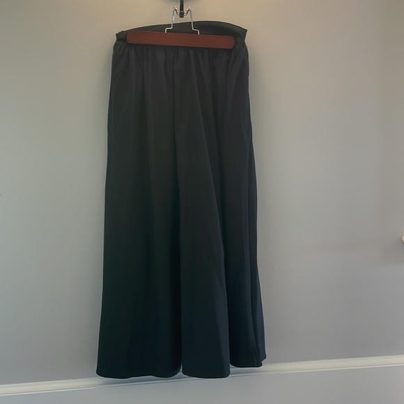 NWT two piece crop top skirt set size small - Picture 3 of 3